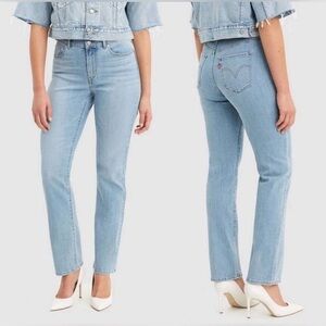 Levi’s Classic Straight Light Blue Jeans